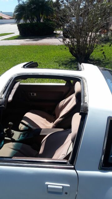 1987 Nissan 300ZX 2 DR - photo 2