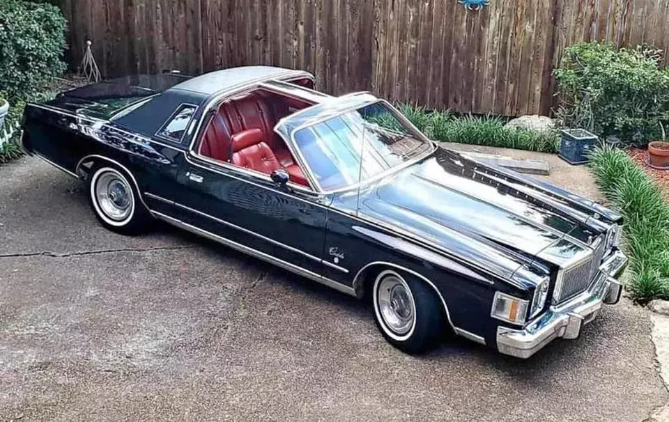 T-Tops, 400 CID V8, auto, Cold A/C, PS, PB, PL, Power seat. Corinthian Leather! 1978 Chrysler Cordoba T-Tops
