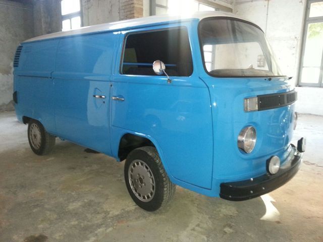 1974 Volkswagen Bus/Vanagon 2 doors van - photo 2