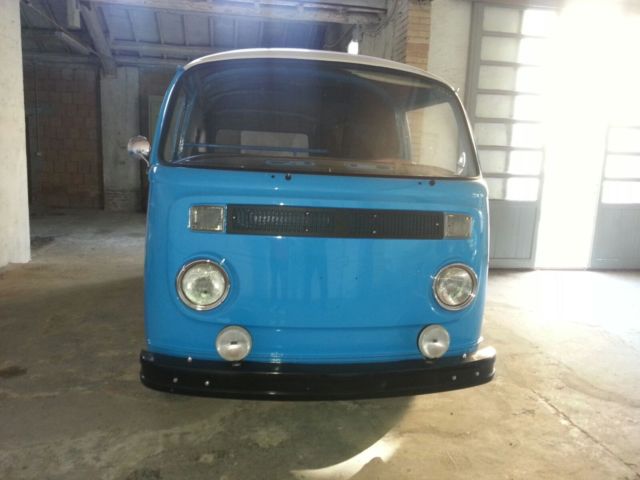 1974 Volkswagen Bus/Vanagon 2 doors van - photo 9