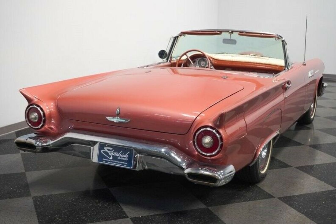 1957 Ford Thunderbird Convertible - photo 13