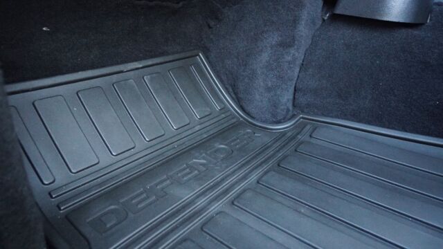 1994 Land Rover Defender - photo 11