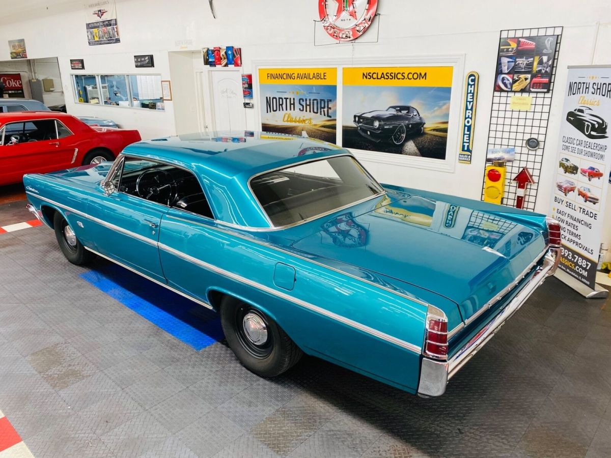 1963 Pontiac Catalina - 428 ENGINE - TRI POWER - 4 SPEED - SEE VIDEO - photo 8