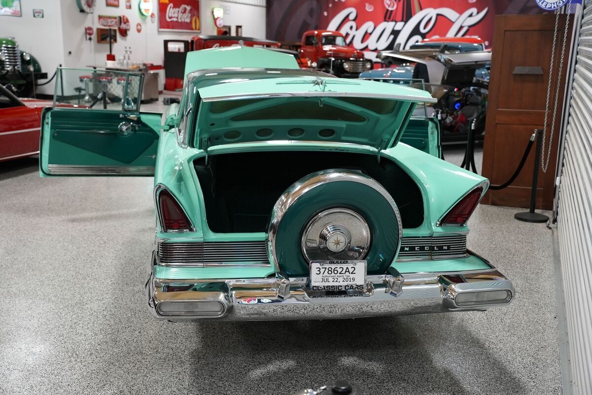 1957 Lincoln Premiere - photo 4