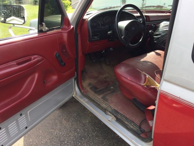 1992 Ford F-250 custom - photo 9