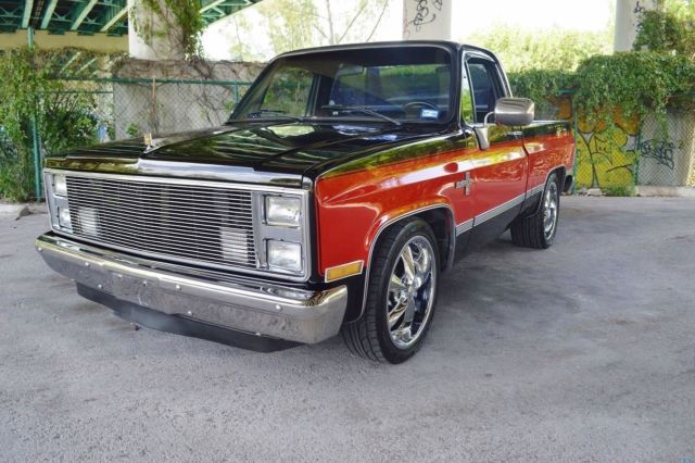 TEXAS TRUCK CHEVY SILVERADO SHORT BED RUST FREE CLEAN CARFAX 1987 Chevrolet C-10