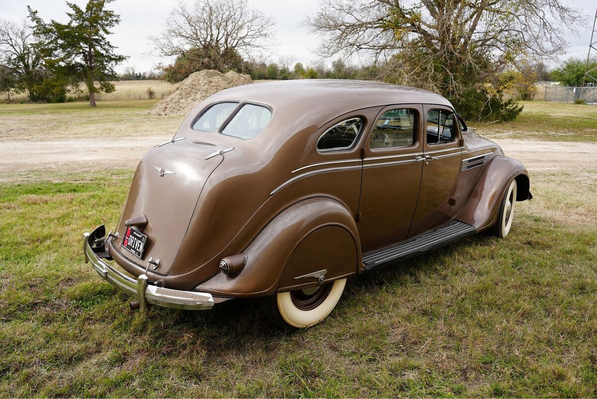 1936 Chrysler Airflow Imperial Sedan - photo 6