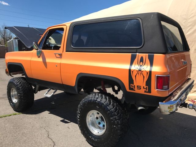 THE BEAST 454 Big Block K5 4X4 Blazer Lifted , Tons of New Parts No Reserve Look 1976 Chevrolet Blazer