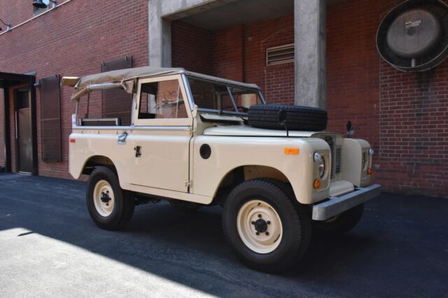 1971 Land Rover Series IIA - photo 3