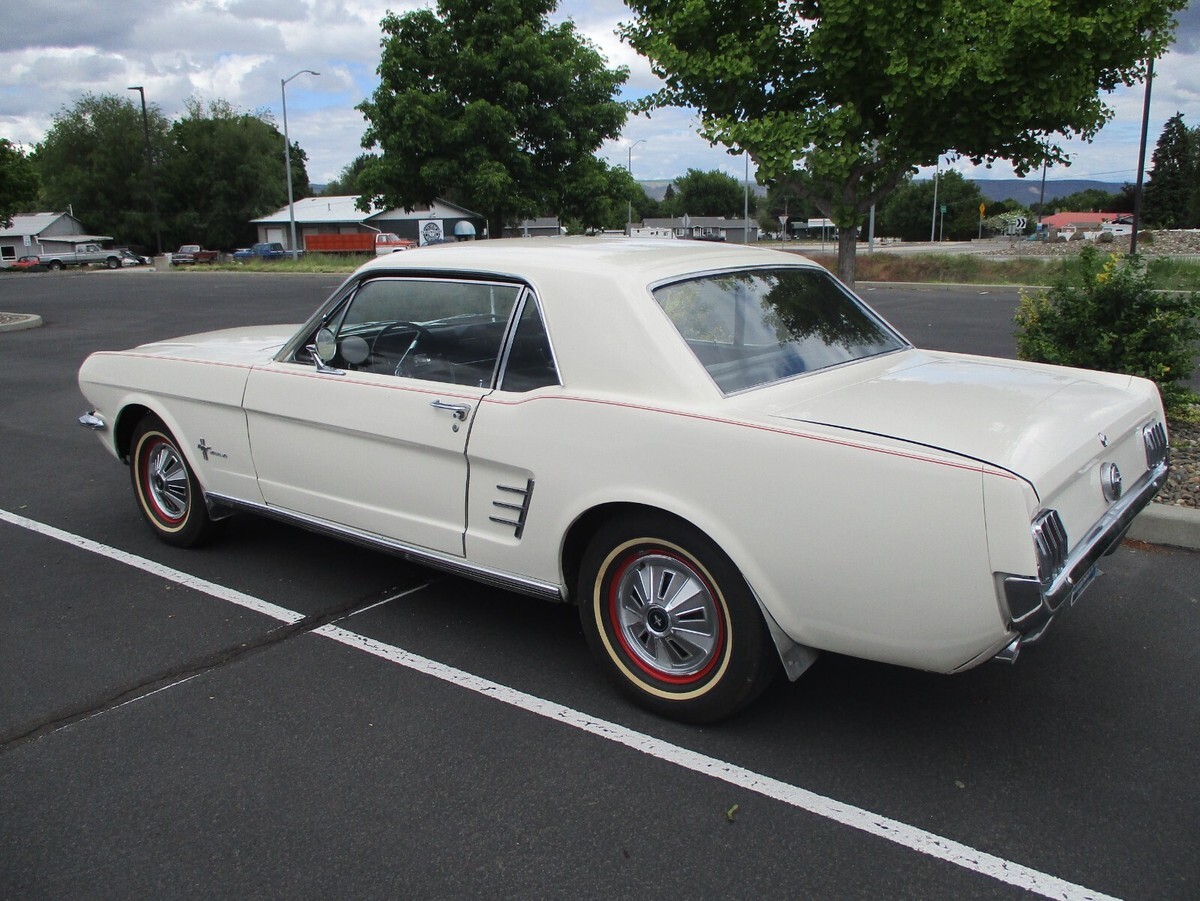 1966 Ford Mustang - photo 6