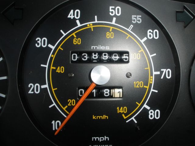 1982 Mercedes-Benz 300-Series Base Wagon 4-Door - photo 5