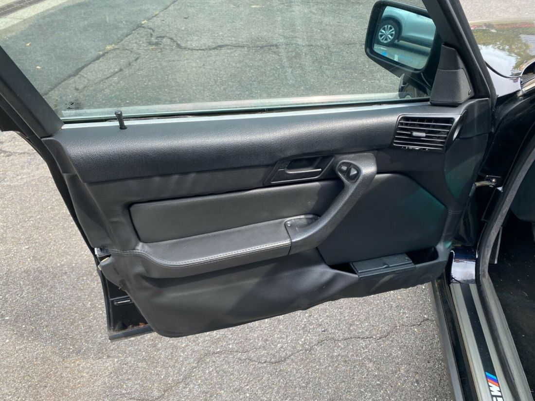 1991 BMW M5 - photo 12