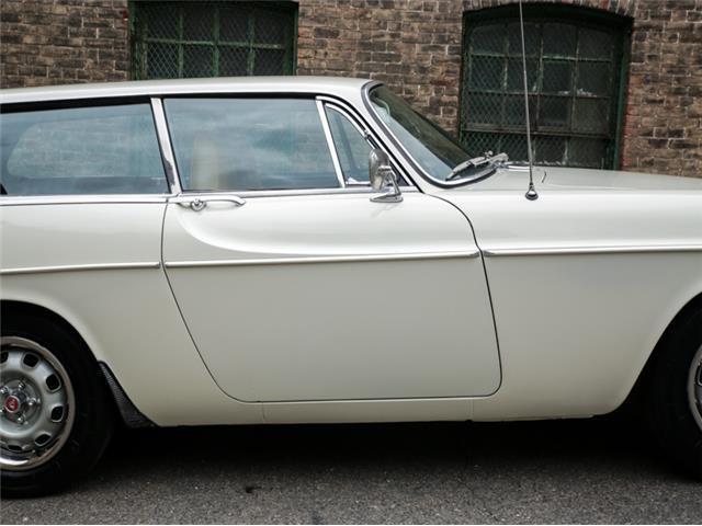 1972 Volvo P1800 ES Station Wagon - photo 5