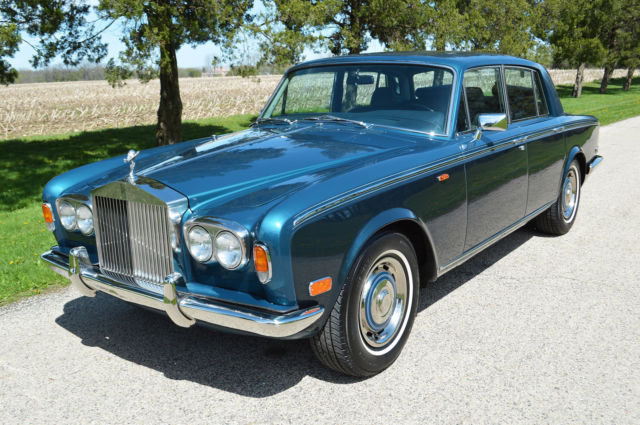 The Park-Ward Motors Museum - America's number 1 classic Rolls-Royce supplier. 1979 Rolls-Royce Silver Shadow - II : 4 door sedan