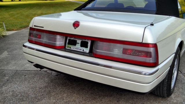 1993 Cadillac Allante 2dr Convertible - photo 3