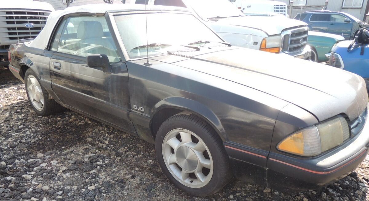 1989 Ford Mustang LX - photo 3