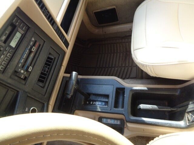 1992 Jeep Cherokee LIMITED - photo 9