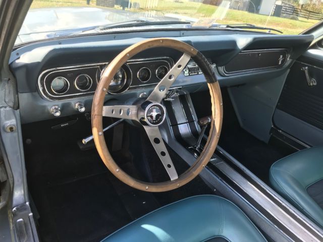1966 Ford Mustang - photo 2
