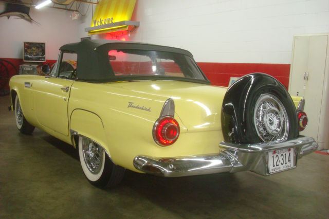 1956 Ford Thunderbird *BOTH TOPS 3-SPEED MANUAL COLD A/C DRIVER QUALITY - photo 4