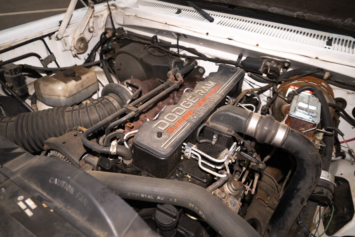 1992 Dodge Ram 2500 - photo 5