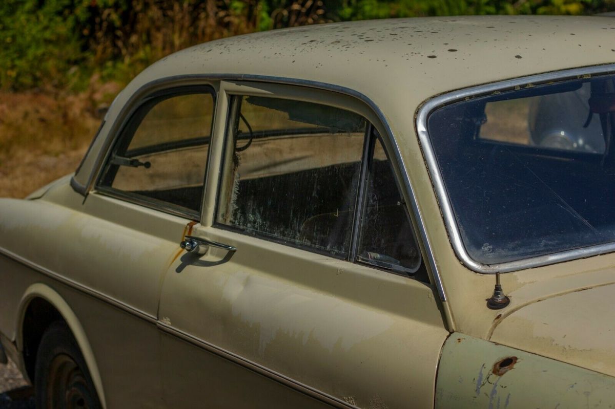 1965 Volvo 122 2 Door Amazon - Great for Parts - photo 9
