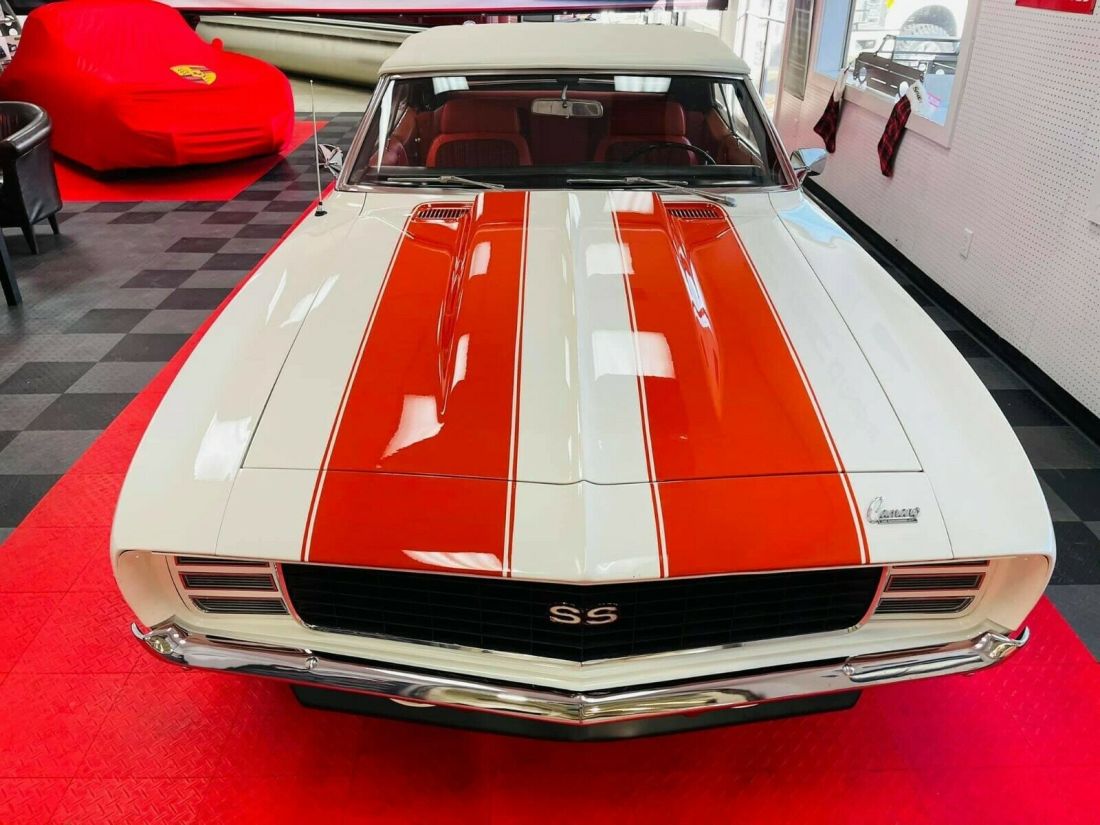 1969 Chevrolet Camaro Z11 Pace Car - photo 4