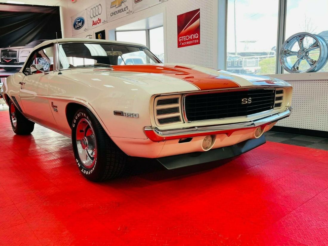 1969 Chevrolet Camaro Z11 Pace Car - photo 5