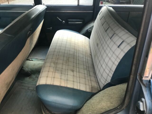 1976 Jeep Wagoneer - photo 10