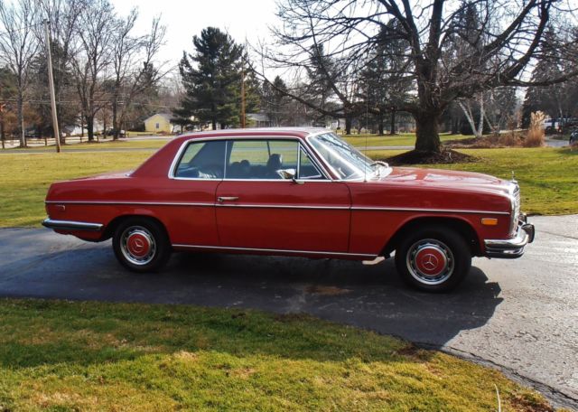 1973 Mercedes-Benz 200-Series - photo 5