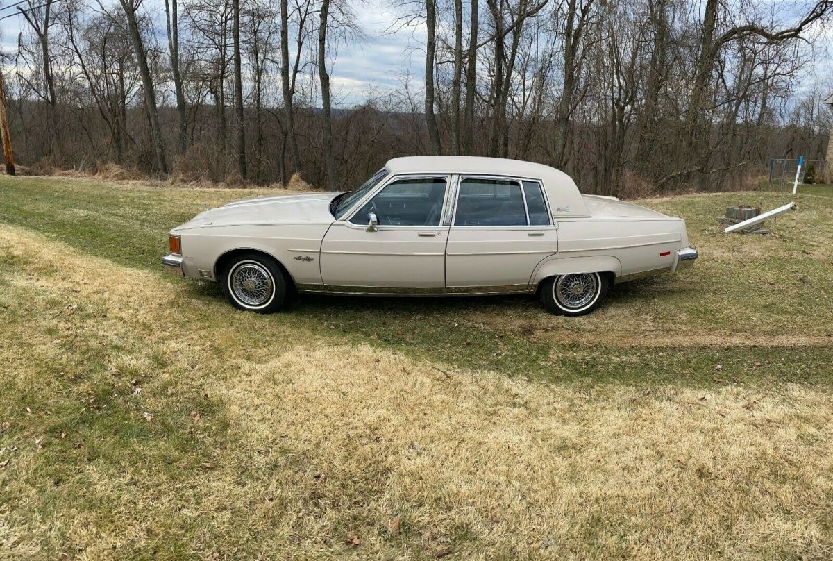 1984 Oldsmobile Ninety-Eight Regency - photo 2