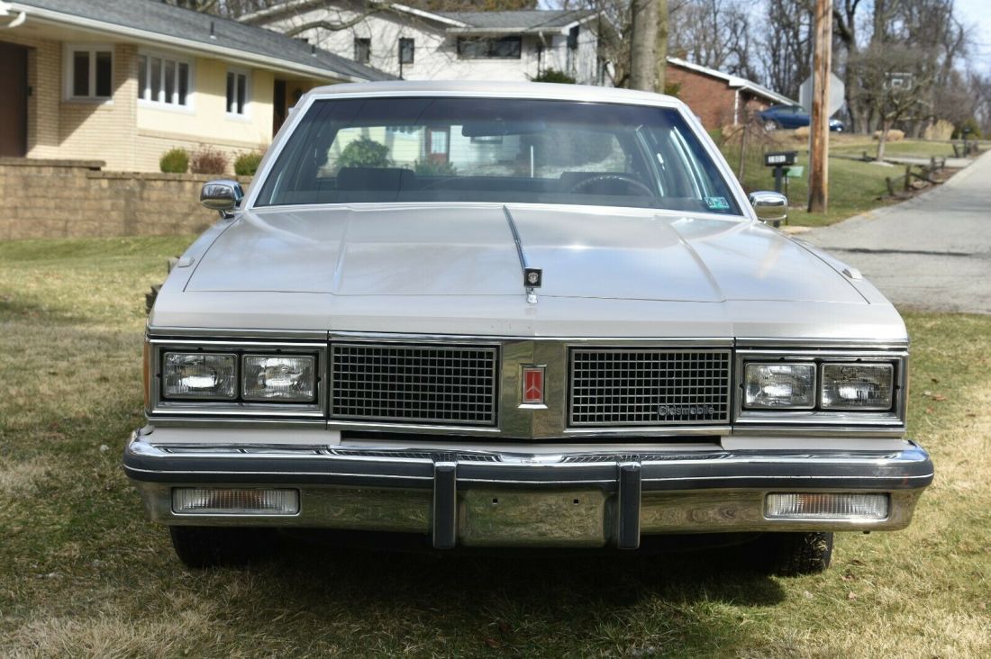 1984 Oldsmobile Ninety-Eight Regency - photo 6