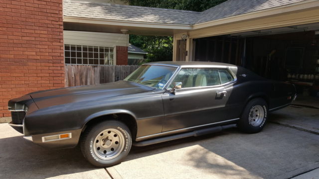 This vehicle is ideal for someone looking to personalize it. 1970 Ford Thunderbird 420 Fast Back