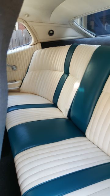 1970 Ford Thunderbird 420 Fast Back - photo 2