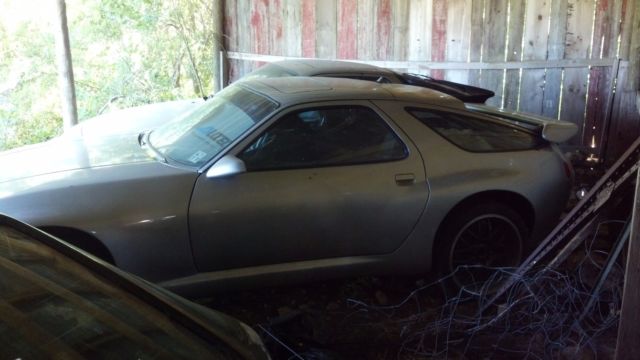 1985 Porsche 928 S - photo 7