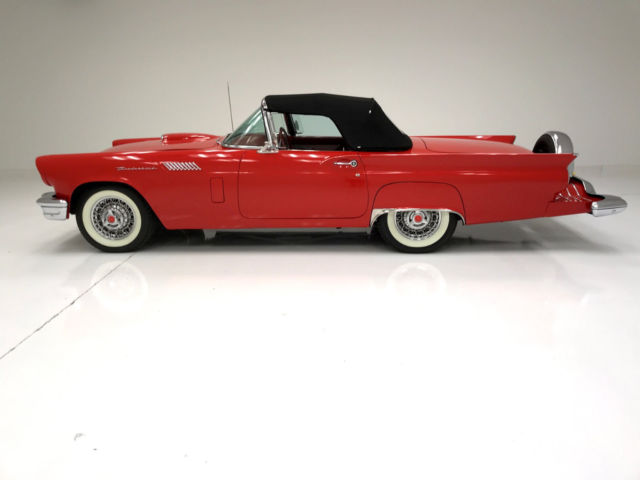 1957 Ford Thunderbird - photo 3