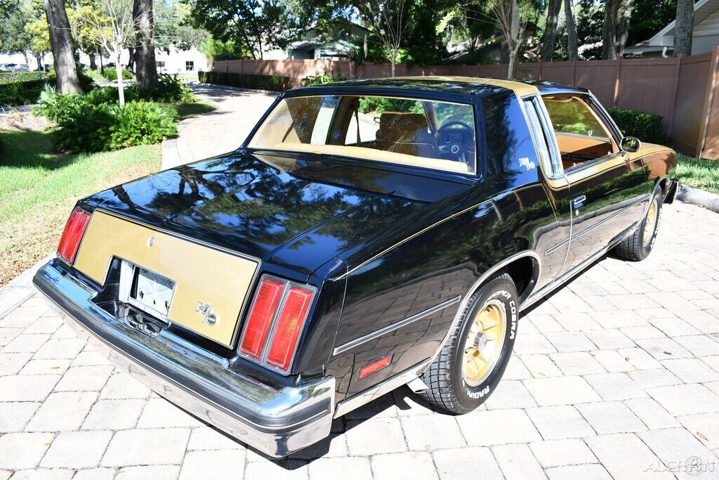 1979 Oldsmobile Hurst T-tops hurst w30 Very Rare 2400 mile's - photo 6