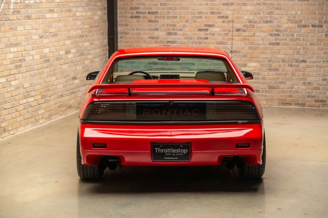 1988 Pontiac Fiero GT - photo 3