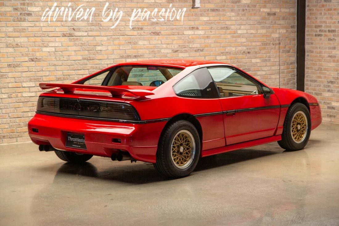 1988 Pontiac Fiero GT - photo 6