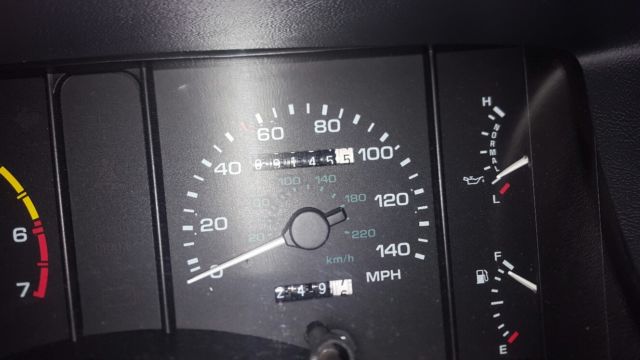 1993 Ford Mustang GT - photo 3