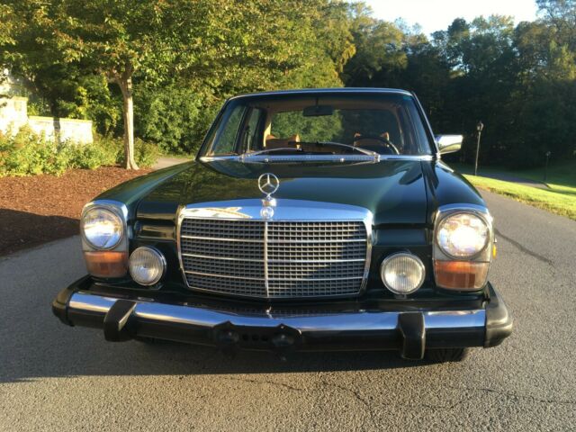1976 Mercedes-Benz 300-Series Sedan - photo 13