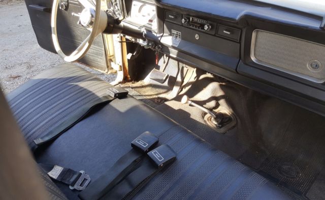 1972 Jeep Wagoneer - photo 10