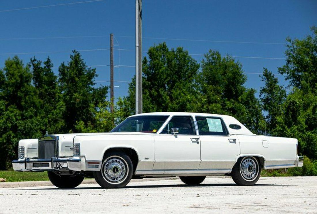 1979 Lincoln Town Car - photo 2