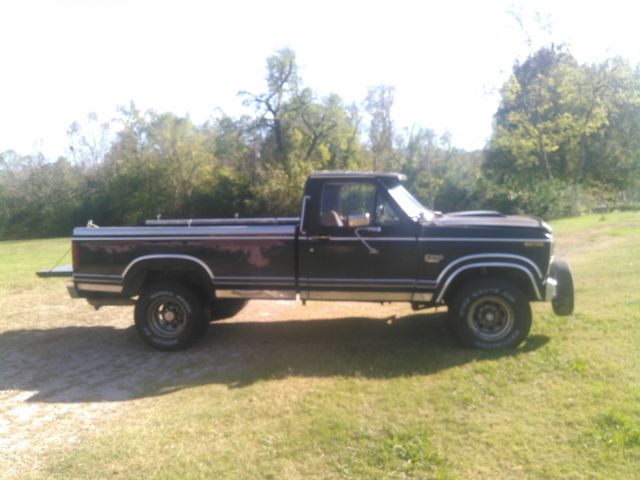 1984 Ford F-250 - photo 8