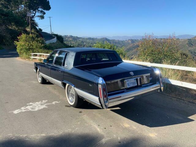 1992 Cadillac Brougham - photo 3