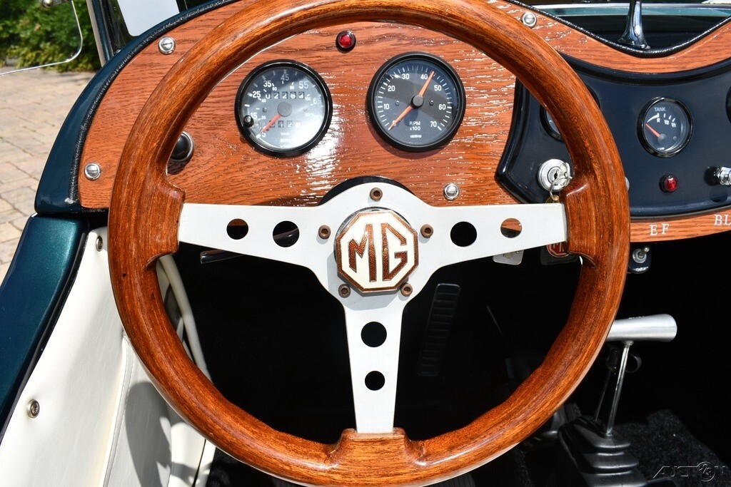 1955 MG T-Series 1500cc engine 4 speed Manual Immaculate - photo 12