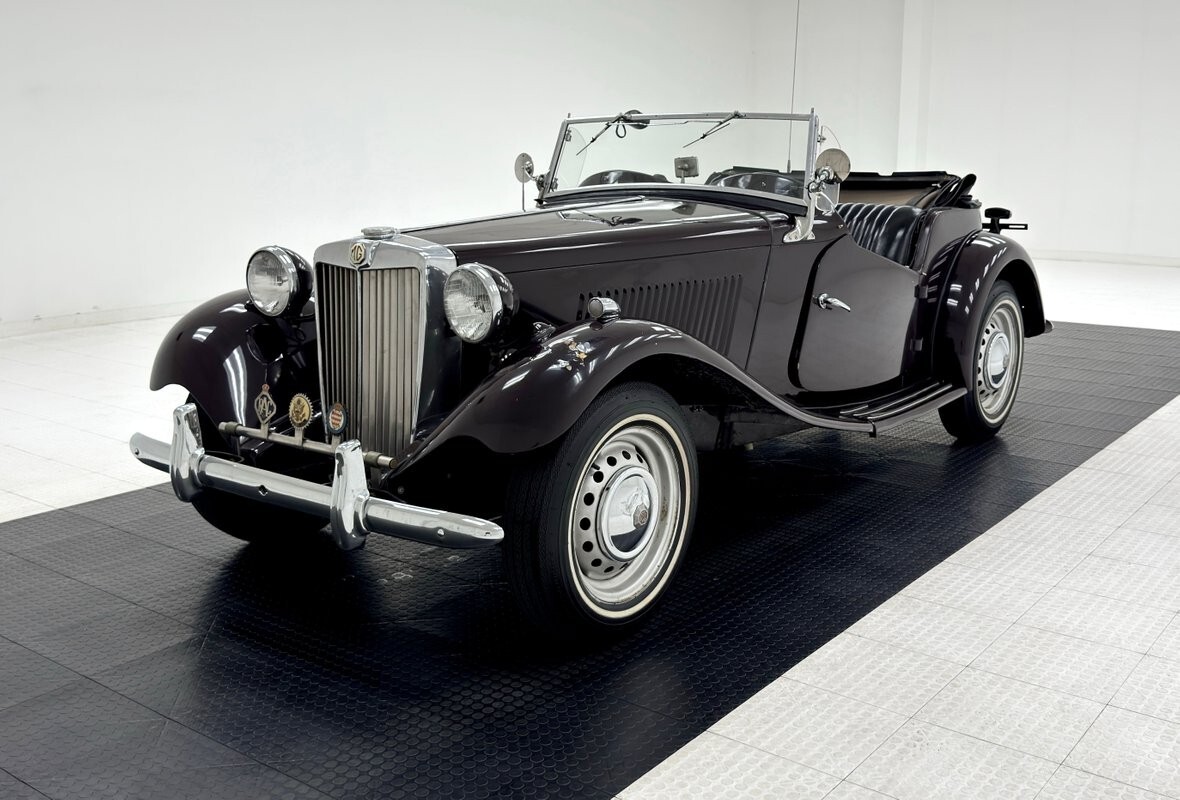 1952 MG T-Series Roadster - photo 2