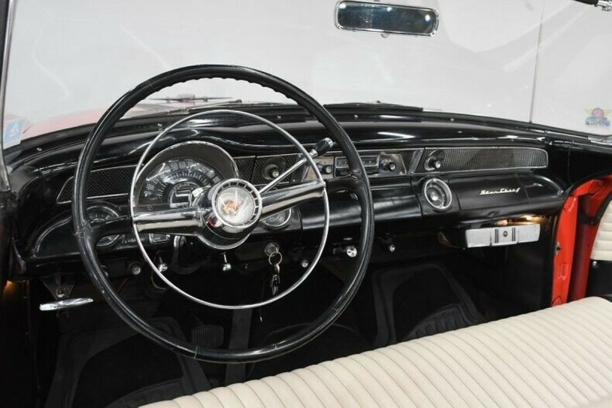1955 Pontiac Starchief - photo 9