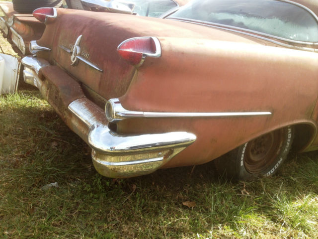 1956 Oldsmobile Ninety-Eight Holiday Sedan - photo 8