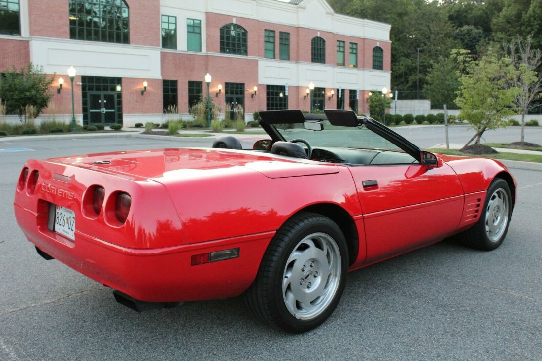 1994 Chevrolet Corvette - photo 2