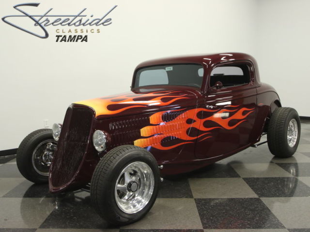 TOTAL PACKAGE '33, 351 FORD V8, AUTO, COLD AC, 4 WHEEL DISCS, 4-LINK, COILOVERS! 1933 Ford 3-Window